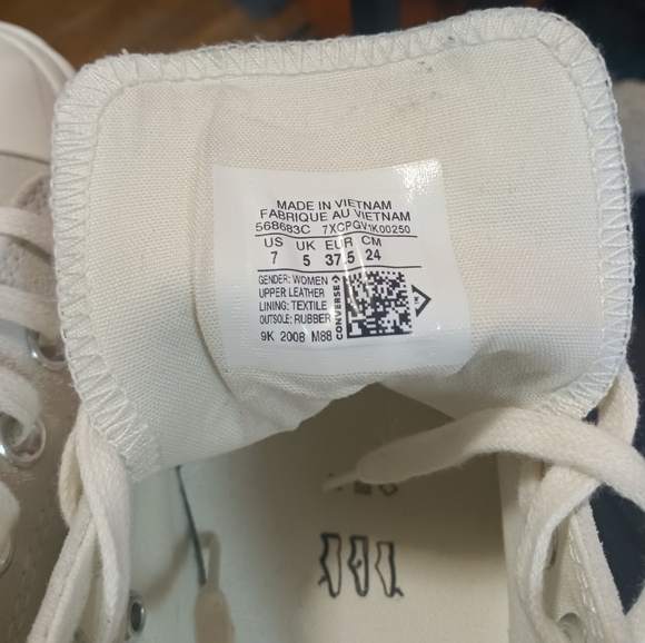 CONVERSE WOMEN'S CHUCK TAYLOR ALL STAR LOW - Picture 3 of 5